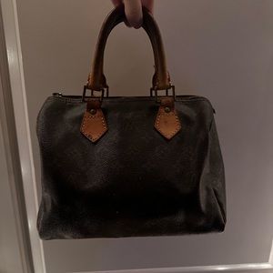 Louis Vuitton monogram speedy 25